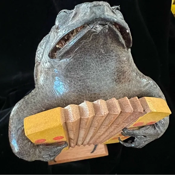 Froggy - Picture 4 of 10